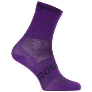 Skarpetki sportowe damskie Rogelli RCS-15. Fioletowe skarpetki Rogelli, bez wzorów. Za 37,00 zł.