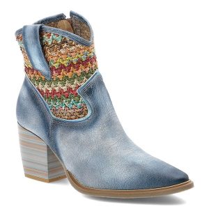 Niebieskie Kowbojki Maciejka Modne Obuwie Na Obcasie. Niebieskie botki Maciejka, bez wzorów, z jeansu, ze szpiczastym noskiem, bez obcasa, na obcasie, bez zapięcia. Za 459,00 zł.