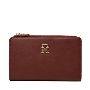 Portfel Tommy Hilfiger. Czerwone portfele TOMMY HILFIGER, bez wzorów. Za 169,99 zł.