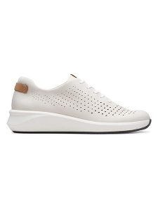 Clarks Skórzane sneakersy w kolorze białym rozmiar: 42. Białe trampki Clarks, bez wzorów, bez zapięcia. Za 290,95 zł.