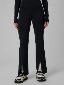 4F Legginsy sportowe w kolorze czarnym rozmiar: M. Czarne legginsy 4f, m, bez wzorów, z materiału, z podwyższonym stanem, outdoorowe. Za 100,99 zł.