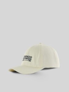 4F Czapka z daszkiem strapback damska - kremowa S/M (58cm). Białe czapki 4f, bez wzorów, z bawełny, klasyczne. Za 69,99 zł.