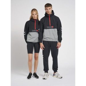 Kurtka błyskawiczna Hummel hmllgc musa wov. Czarne kurtki Hummel, xs, bez wzorów, bez kaptura. Za 297,65 zł.