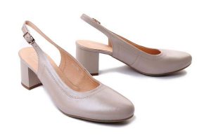 BIOECO BY ARKA 3747 2351 perła, czółenka damskie. Brązowe czółenka Bioeco by Arka, bez wzorów, ze skóry, bez obcasa, na obcasie, bez zapięcia. Za 212,94 zł.