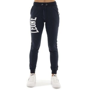 Spodnie dresowe z bawełna z kieszenie na co dzień. Niebieskie spodnie dresowe LEONE 1947 APPAREL, bez wzorów, z bawełny. W wyprzedaży za 131,35 zł.