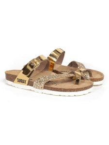 Sunbay Japonki "Tulipe" w kolorze złotym rozmiar: 41. Żółte klapki Sunbay, bez wzorów, ze skóry, z otwartym noskiem, bez obcasa. Za 104,39 zł.