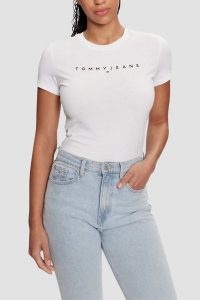 TOMMY JEANS Biały t-shirt damski. Białe t-shirty Tommy Jeans, s, bez wzorów, z jeansu, bez kołnierzyka, bez ramiączek. W wyprzedaży za 77,99 zł.