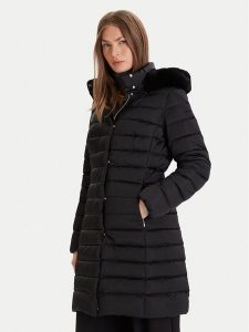 Geox Kurtka puchowa Bettanie W5626H-T3122 F9000 Czarny Regular Fit. Czarne kurtki Geox, bez wzorów, z puchu, bez kaptura. Za 539,99 zł.