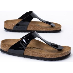 Japonki damskie czarne Birkenstock Gizeh BF Lakierowany. Czarne klapki Birkenstock, bez wzorów, z lakierowanej skóry, z otwartym noskiem, bez obcasa. Za 399,99 zł.