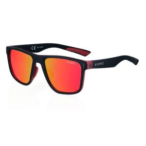 Okulary przeciwsłoneczne unisex z polaryzacja OPC Miami kat.3 + etui. Czarne okulary przeciwsłoneczne OPC, prostokątne. Za 209,99 zł.