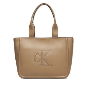Torebka Calvin Klein. Brązowe shopper bag Calvin Klein, bez wzorów, bez dodatków. Za 569,99 zł.