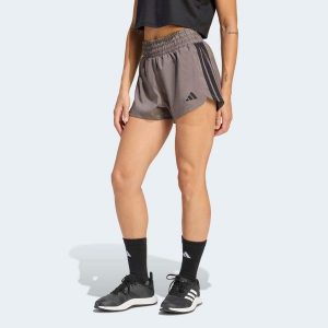 Spodenki fitness damskie ADIDAS 3S Pacer. Brązowe szorty ADIDAS, bez wzorów, ze skóry, klasyczne, z podwyższonym stanem. Za 159,99 zł.