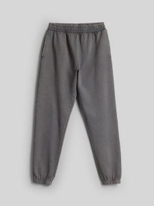 4F Spodnie dresowe joggery damskie - szare L. Szare spodnie dresowe 4f, l, bez wzorów, z dresówki. Za 149,99 zł.