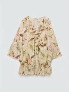 Sukienka damska mini z wiskozy w roślinny wzór Amisi 000. Czerwone sukienki Big Star, na co dzień, na lato, l, bez wzorów, z wiskozy, retro, bez kołnierzyka, bez ramiączek, mini, dopasowane. Za 229,99 zł.