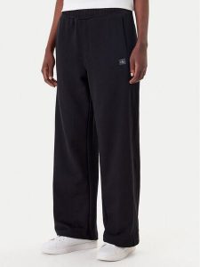 Calvin Klein Jeans Spodnie dresowe LV047C249G Czarny Regular Fit. Czarne spodnie dresowe Calvin Klein Jeans, m, bez wzorów, z bawełny. Za 279,99 zł.