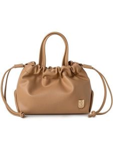 Vince Camuto Torebka "Ferrara" w kolorze jasnobrązowym - 30 x 20 x 14 cm rozmiar: onesize. Brązowe torebki klasyczne Vince Camuto, bez wzorów, z materiału, przez ramię, bez dodatków. Za 130,99 zł.