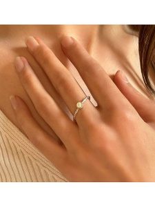 Les Petites Précieuses Srebrny pierścionek z diamentami rozmiar: 54. Szare pierścionki Les Petites Précieuses, z diamentem, srebrne. Za 184,46 zł.