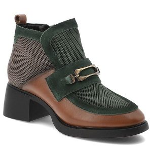 Brązowe Botki Maciejka Skórzane Buty Damskie. Brązowe botki Maciejka, z aplikacjami, ze skóry, bez obcasa, na obcasie, bez zapięcia. Za 305,99 zł.