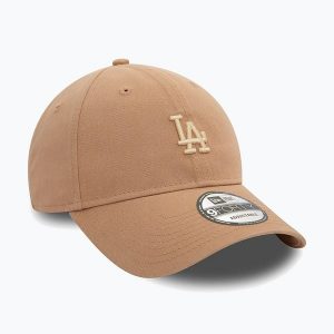Czapka z daszkiem New Era Washed 940 La Dodgers. Brązowe czapki New Era, bez wzorów. Za 119,99 zł.