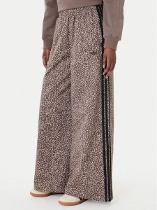 Adidas Jeansy Firebird Aop KD8811 Brązowy Loose Fit. Brązowe jeansy ADIDAS, bez wzorów, z bawełny. Za 499,99 zł.