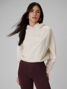 4F Bluza dresowa regular z kapturem damska - beżowa XS. Brązowe bluzy 4f, uniwersalny, bez wzorów, z dresówki, z kapturem. W wyprzedaży za 99,99 zł.