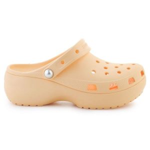 Klapki Crocs Classic Platform Pearl Clog 211231-78Z pomarańczowe. Brązowe klapki bez wzorów, bez obcasa. Za 367,32 zł.