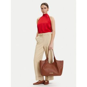 Torebka LOVE MOSCHINO. Brązowe torebki klasyczne LOVE MOSCHINO, bez wzorów, bez dodatków. Za 606,99 zł.