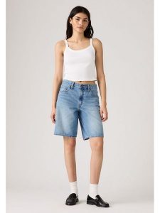 Levi's Bermudy dżinsowe w kolorze błękitnym rozmiar: W26. Niebieskie szorty Levi's®, z aplikacjami, z bawełny, klasyczne, z podwyższonym stanem. Za 159,59 zł.