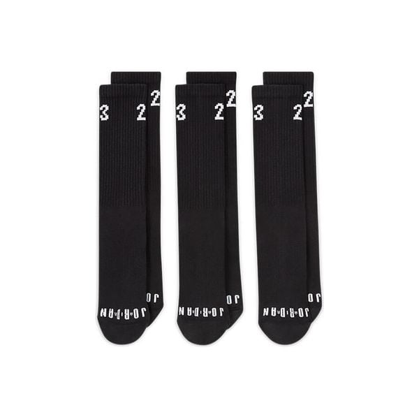 Skarpety nike air jordan essentials crew 3pr black. Czarne skarpetki Nike, bez wzorów. Za 79,00 zł.
