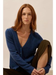 Just Cashmere Kaszmirowy kardigan "Norma" w kolorze granatowym rozmiar: L. Niebieskie kardigany Just Cashmere, z kaszmiru. Za 347,99 zł.