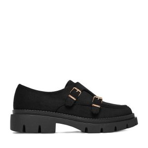 Półbuty JENNY. Czarne półbuty Jenny, bez wzorów, bez obcasa, na płaskiej podeszwie, bez zapięcia. Za 149,99 zł.