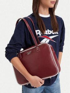 Reebok Torebka CWBEO-RBK-L-005-10 Czerwony ciemny. Czerwone torebki klasyczne Reebok, bez wzorów, ze skóry, bez dodatków. Za 169,99 zł.