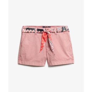 Krótkie klasyczne chinosy damskie Superdry. Czerwone szorty Superdry, bez wzorów, eleganckie. Za 235,60 zł.