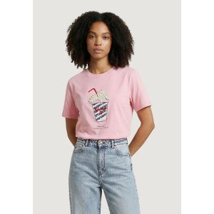 Koszulka crop top Kobieta ONLY Onlburst Life S/S Popcorn Top Box Jrs. Czerwone topy ONLY, s, bez wzorów, z bawełny, bez kołnierzyka, bez ramiączek. W wyprzedaży za 146,35 zł.