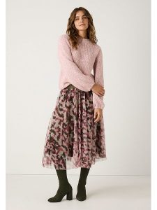 More & More Sweter w kolorze jasnoróżowym rozmiar: 44. Różowe swetry oversize More & More, bez wzorów, ze splotem, bez ramiączek. Za 170,47 zł.