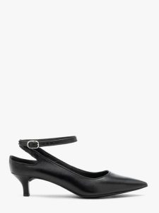 Czarne czółenka slingback bez pięty. Czarne czółenka Ryłko, bez wzorów, ze skóry, bez obcasa, na obcasie, bez zapięcia. Za 399,99 zł.