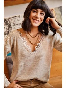 Olalook Sweter w kolorze beżowym rozmiar: onesize. Brązowe swetry oversize Olalook, bez wzorów, z koronki, bez ramiączek. Za 65,85 zł.