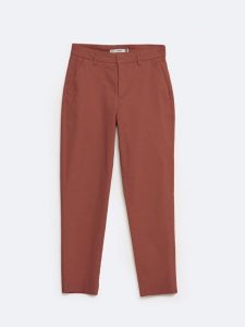Spodnie damskie chinosy bordowe Danai 604. Czerwone chinosy Big Star, bez wzorów, z denimu. W wyprzedaży za 159,99 zł.