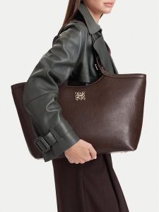Nine West Torebka CEO-PEARL LINE-LDA9339 Brązowy. Brązowe shopper bag Nine West, bez wzorów, bez dodatków. Za 259,99 zł.