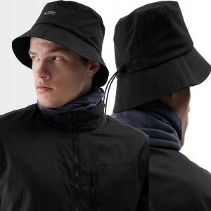 KAPELUSZ UNISEX 4F TREKKINGOWY BUCKET HAT Z FILTREM UPF AFCAU084 S. Czarne kapelusze 4f, bez wzorów, eleganckie. Za 79,99 zł.