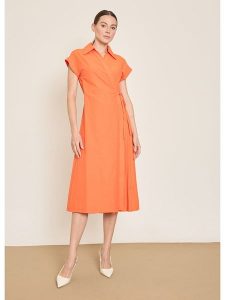 BGN Sukienka w kolorze pomarańczowym rozmiar: 34. Pomarańczowe sukienki BGN, na co dzień, bez wzorów, bez kołnierzyka, bez ramiączek, midi, proste. Za 143,99 zł.