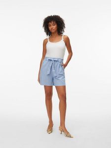 Vero Moda Top w kolorze białym rozmiar: L. Białe topy Vero Moda, l, bez wzorów, z bawełny, bez kołnierzyka, bez ramiączek. Za 70,24 zł.