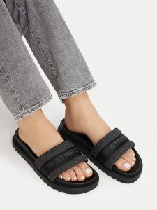 G-Star Raw Klapki CEO-COLSI Czarny. Czarne klapki G-Star, bez wzorów, z materiału, bez obcasa. Za 90,99 zł.