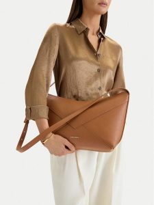 GINO ROSSI Torebka C-LDA8558 Brązowy. Brązowe torebki klasyczne Gino Rossi, bez wzorów, z materiału, bez dodatków. Za 199,99 zł.