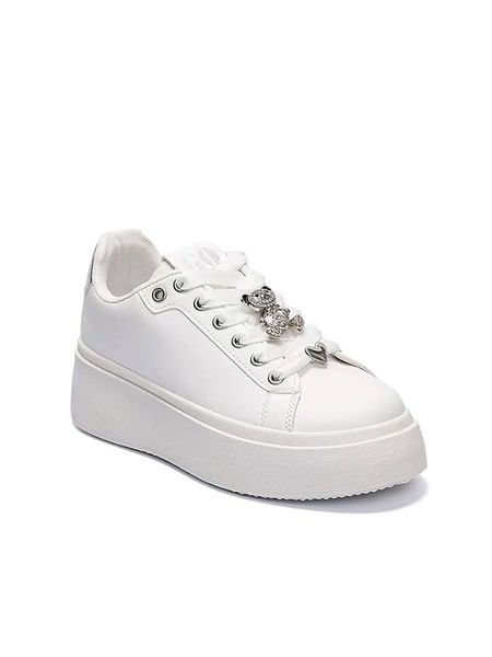 Foreverfolie Sneakersy w kolorze białym rozmiar: 38. Białe trampki Foreverfolie, bez wzorów, bez zapięcia. Za 65,85 zł.