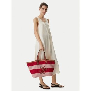 Torebka Tommy Hilfiger. Torebki klasyczne TOMMY HILFIGER, bez wzorów, bez dodatków. Za 688,99 zł.