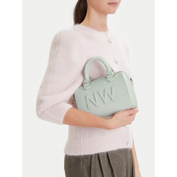 Torebka Nine West. Niebieskie torebki klasyczne Nine West, bez wzorów, bez dodatków. Za 269,99 zł.