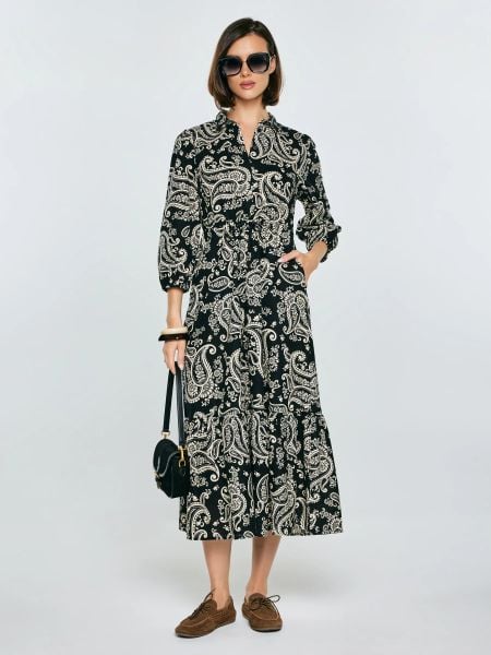 Sukienka damska midi ze wzorem paisley czarna Mazekin 907. Czarne sukienki Big Star, na co dzień, l, bez wzorów, boho, bez kołnierzyka, bez ramiączek, midi, dopasowane. Za 249,99 zł.