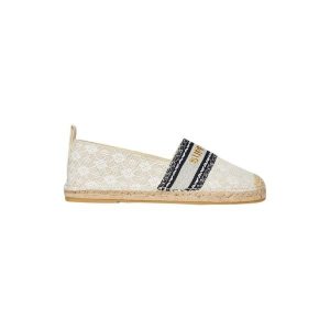 Espadryle z płótna z wstawką dla kobiet Superdry. Brązowe espadryle Superdry, bez wzorów, z koronki, bez obcasa. W wyprzedaży za 168,25 zł.