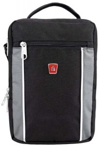 Torba na ramię Traveler z kieszenią na tablet. Czarne torby podróżne i sportowe UNIVERSAL TRAVELLER, bez wzorów, z materiału, na ramię. Za 167,99 zł.